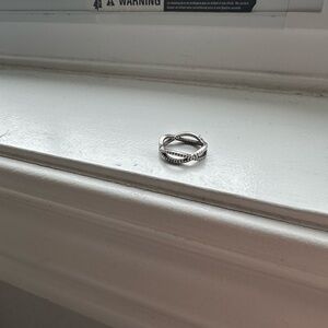 Pandora silver crossing bands ring